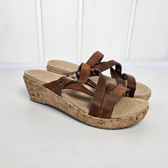 Crocs Aleigh Brown Leather Strappy Cork Platform Wedge Slip On Sandals sz 6W - Picture 1 of 11